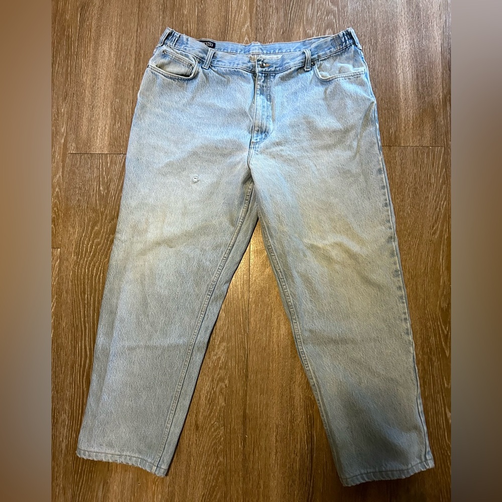 Light wash mom jeans - waist size 42